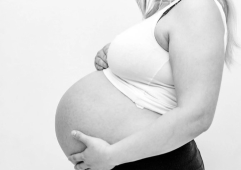 Gestantes têm risco aumentado para formação de pedras nos rins, diz estudo