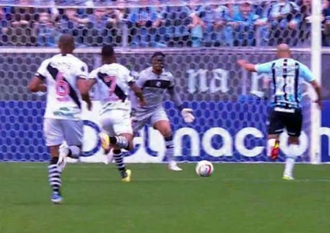 Grêmio encara Bahia em clima de decisão pelo G4 da Série B