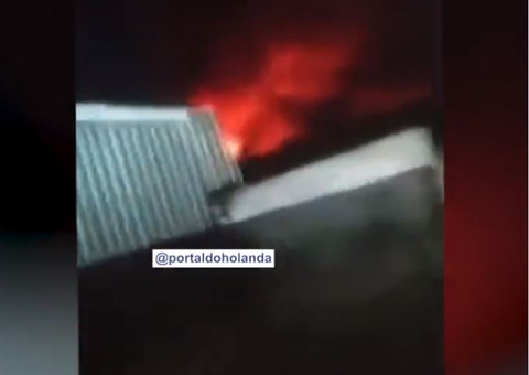 Vídeo mostra bar em chamas e desespero de populares em Manaus