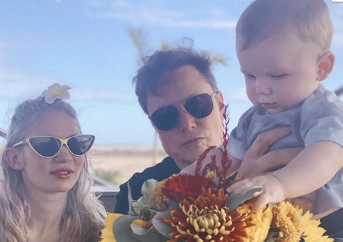 Elon Musk e Grimes revelam motivo de separação após anúncio de 2º filho