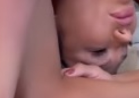 Nua? Gracyanne Barbosa inverte 'pepeca' além do limite e choca fãs: ‘que susto'