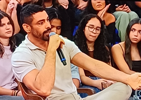 Cauã Reymond relata bullying na infância: 'Minha mãe era HIV positivo'