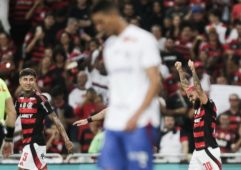 Flamengo goleia o Fortaleza em último jogo antes da Copa do Mundo de Clubes