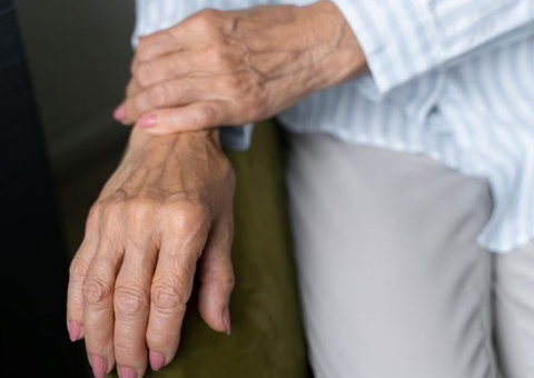 Hoje é Dia da conscientização sobre a doença de Parkinson 