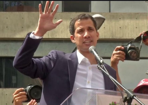 Guaidó anuncia que está com covid-19 e critica na vacinação na Venezuela