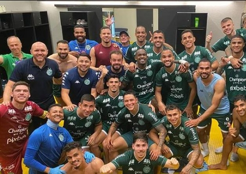 Guarani garante permanência na Série B ao vencer um Cruzeiro muito nervoso
