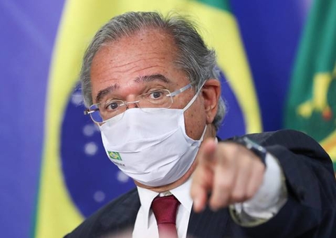 Guedes diz que 'chinês inventou o vírus' e tem vacina menos eficiente do que os EUA