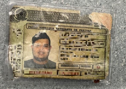 Jovem morre ao ser atropelado enquanto empurrava moto em pane mecânica em Manaus