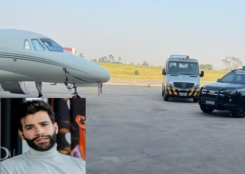 Gusttavo Lima tem avião apreendido em operação que prendeu Deolane Bezerra