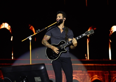 Equipe de Gusttavo Lima corta áudio de transmissão do show no Sou Manaus