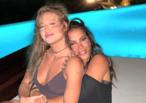 Fãs especulam namoro entre Anitta e Bruna Griphao