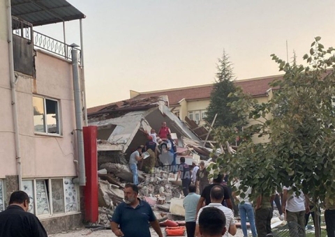 Turquia registra terremoto de magnitude 6,1 neste domingo