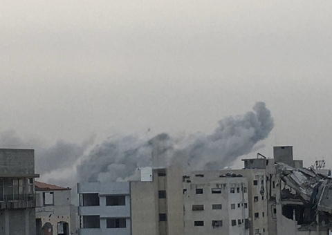 Israel intensifica ataques e mata 123 pessoas em 24 horas em Gaza