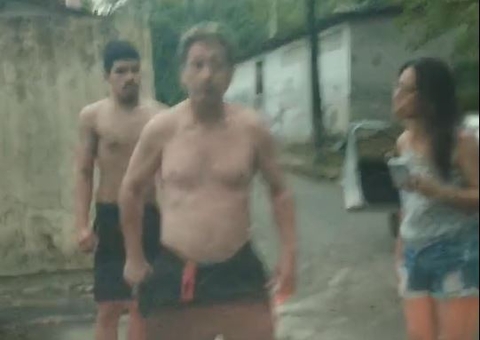 Vídeo: Morador é preso após atirar contra técnico de internet durante confusão no Alvorada