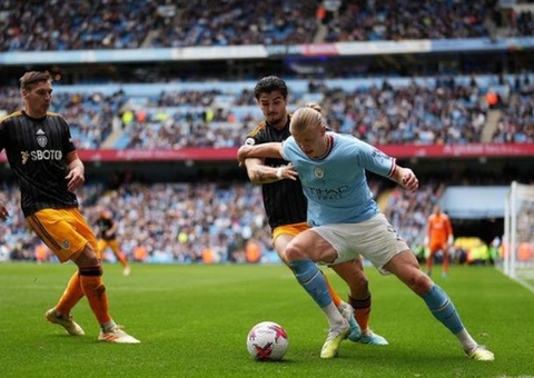 Haaland decide, e City estreia no Inglês com vitória; De Bruyne se machuca