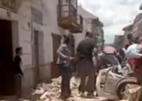 Terremoto atinge Equador, Peru, Chile e México; há ao menos 13 mortos