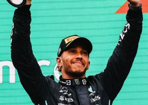 Hamilton supera Verstappen por 3 milésimos e é pole na Hungria