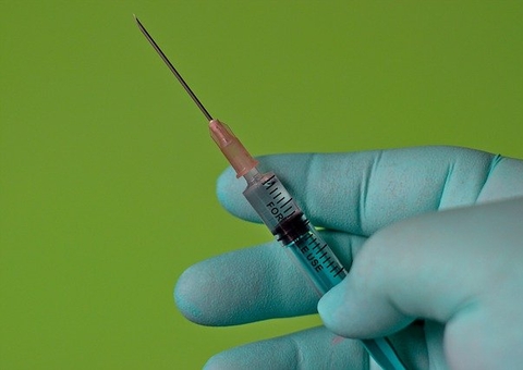 Brasil recebe novo lote com 936 mil vacinas contra Covid-19 da Pfizer