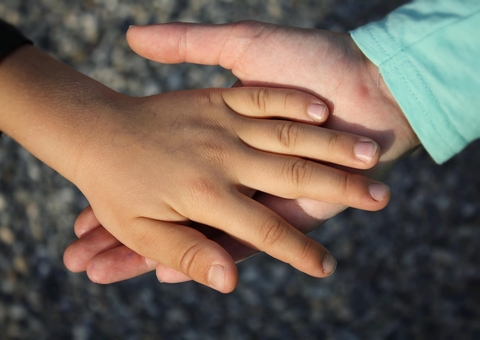 Megaoperação resgata 122 crianças vítimas de tráfico humano nos EUA