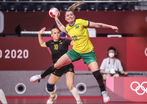 Brasil perde da Suécia e sofre segunda derrota consecutiva no handebol feminino