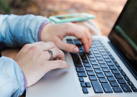 CCJ aprova proposta que estabelece possibilidade de testamentos digitais   