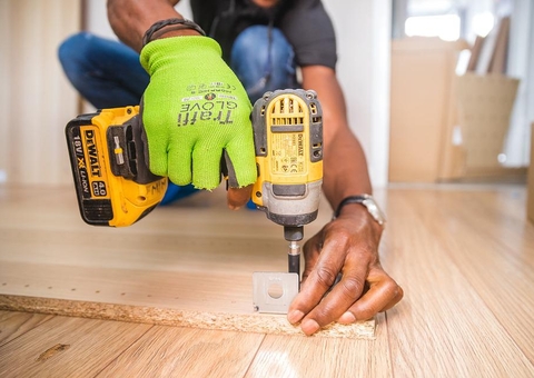 Empresa abre vagas para montador de móveis em Manaus