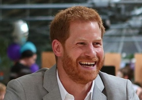Família Real corta Meghan Markle de foto em comemoração aos 40 anos de Harry