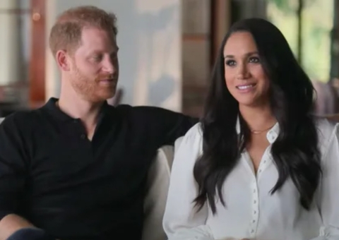 Meghan Markle posta foto romântica com Harry e comemora Valentine's Day