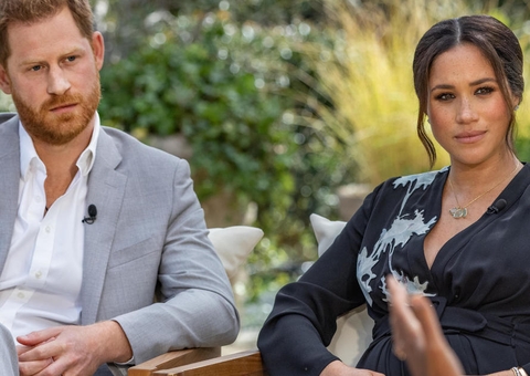 Família real responde acusação de racismo por Meghan e Harry