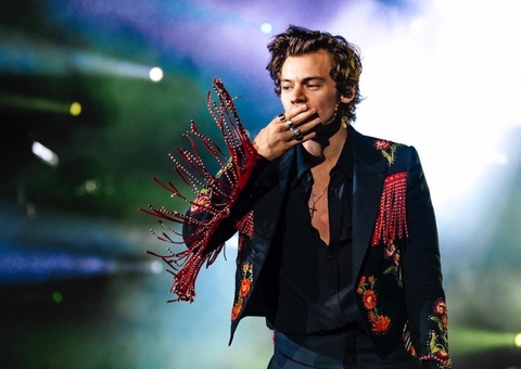 Harry Styles faz doação de US$ 1 milhão para prevenção contra armas de fogo