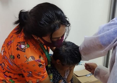 Abrigo Moacyr Alves recebe segunda etapa de vacinação contra Covid