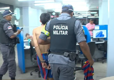 Homem é preso após ejacular na perna de passageira dentro de ônibus em Manaus