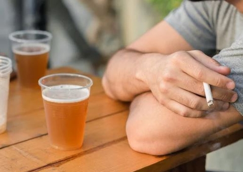 Políticos debatem criação de "imposto do pecado" na reforma tributária 