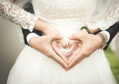 Empresa não pode cobrar multa por casamento adiado devido à pandemia