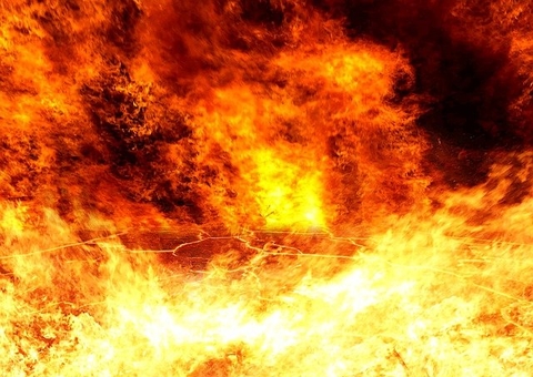 Erupção de vulcão mata 15 pessoas e deixa casas destruídas no Congo