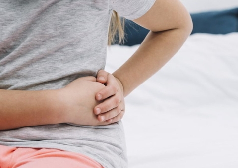 Surto de hepatite em crianças pode ser provocado por vírus comum