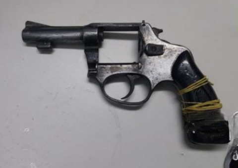 Homem é preso após assaltar ônibus da linha 678 em Manaus