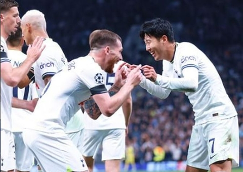 Son marca duas vezes, Richarlison joga bem, e Tottenham vence Frankfurt