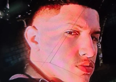 Família busca por jovem que saiu de casa e não retornou em Manaus