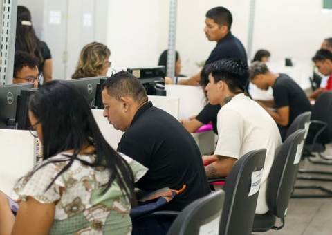 Sine Amazonas divulga 308 vagas de emprego para esta quarta-feira