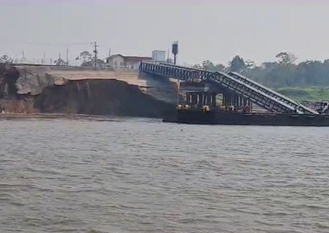 Vídeo: Desbarrancamento destrói rampa de acesso no novo porto de Itacoatiara