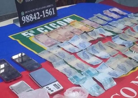 Dupla é presa guardando drogas em caixa de energia em Manaus