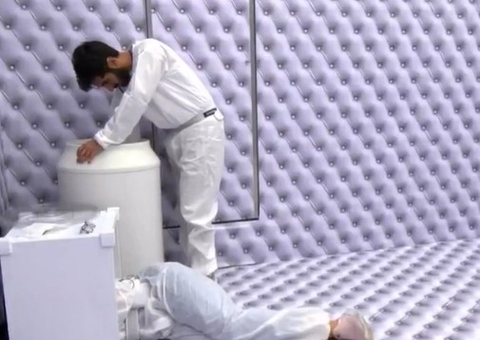 BBB 26: Ricardinho desperdiça água e arranja confusão com Gabriela e Chayani