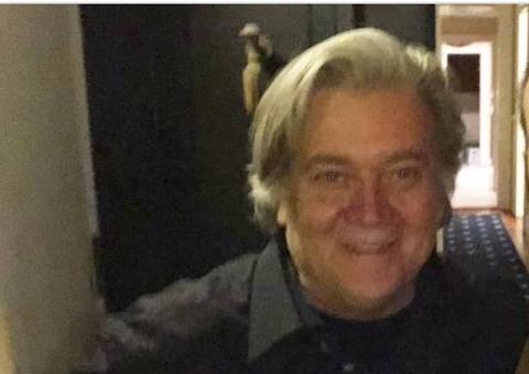 Ex-assessor de Donald Trump é preso pelo FBI
