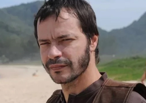 Ator Heitor Martinez é internado em CTI de hospital, com Covid-19