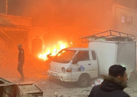 Explosão de carro-bomba mata 8 pessoas e deixa 23 feridas na Síria 