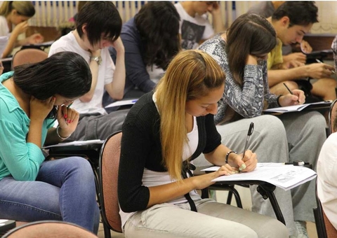 Bolsistas do Prouni começam a receber hoje auxílio de R$ 400