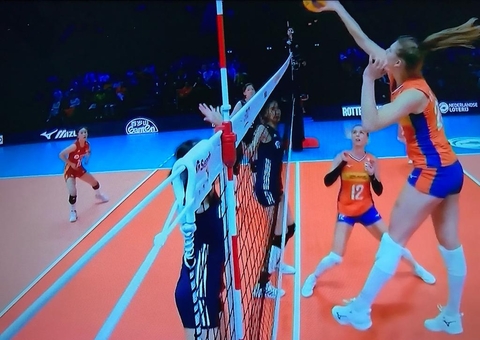 Holanda perde para China jogando em casa no Mundial de Vôlei