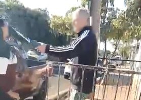 Patrão joga ácido em faxineira que deixou derrubar produto de limpeza