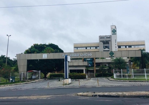Homem atropelado por caminhão morre em hospital de Manaus     
